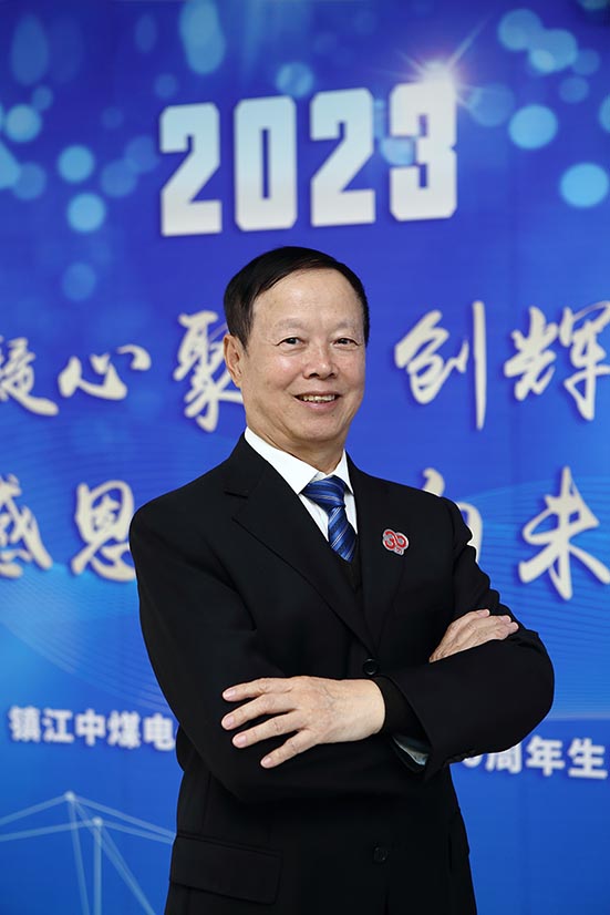 董事長.jpg